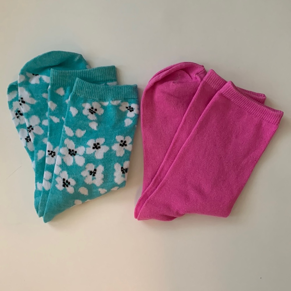 Flowered Women’s Socks Set of 2